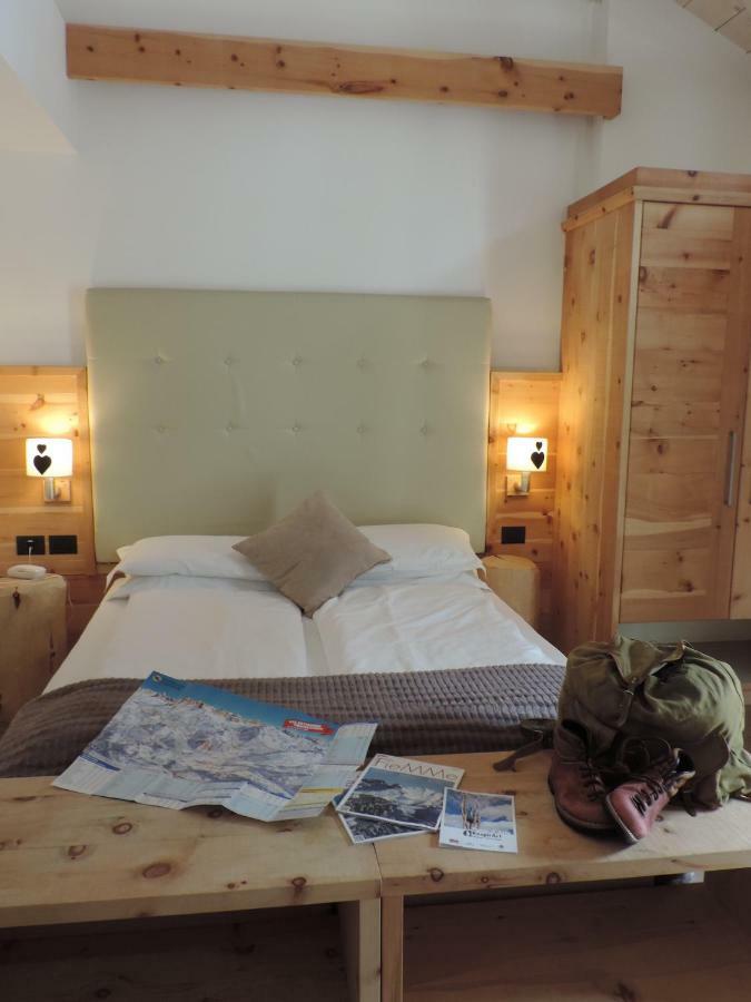 Hotel Scoiattolo Tesero Extérieur photo